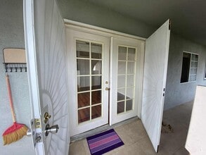 8701 Bel Air Cir in Westminster, CA - Building Photo - Building Photo