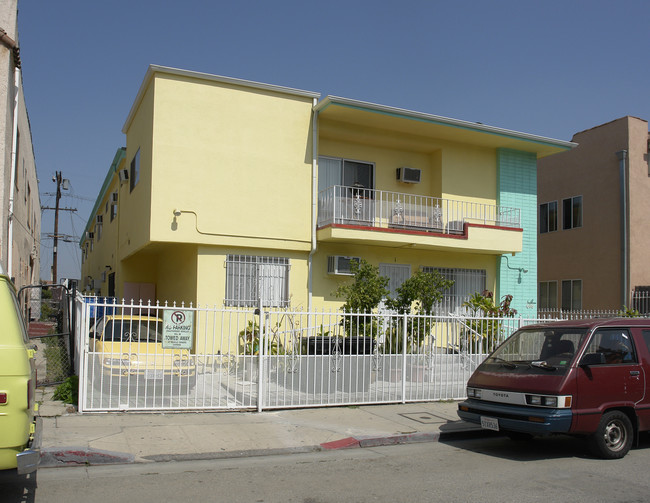 616 N St Andrews Pl in Los Angeles, CA - Building Photo - Building Photo