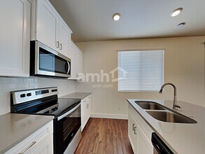 1266 E Ludlow St in Kuna, ID - Building Photo - Building Photo