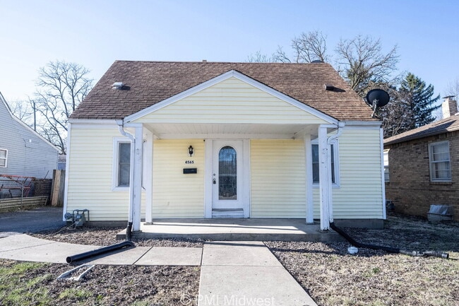 4565 Brookville Rd in Indianapolis, IN - Building Photo - Building Photo