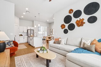 Cadia Queen Creek in Queen Creek, AZ - Foto de edificio - Building Photo