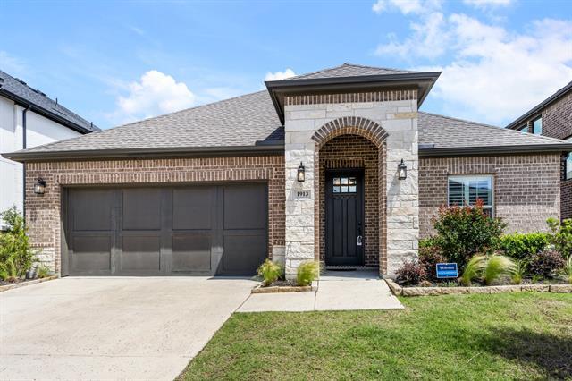 property at 1913 Carlisle Dr