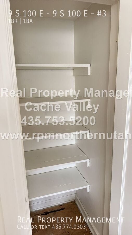 9 S 100 E in Logan, UT - Building Photo - Building Photo