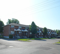 Hop-o-nose Homes in Catskill, NY - Building Photo - Building Photo