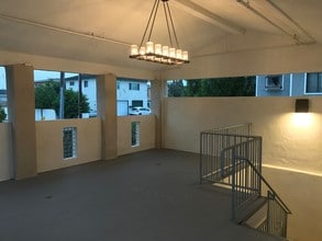 2225 241st St, Unit B in Lomita, CA - Building Photo - Building Photo