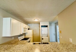 209 Sunn Aire Ct in Wilmington, NC - Building Photo - Building Photo