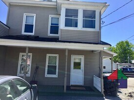 37 Church Hill Rd in Websterville, VT - Building Photo