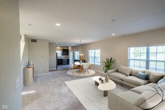 5291 Tanglewood Ln in Whitestown, IN - Building Photo - Building Photo