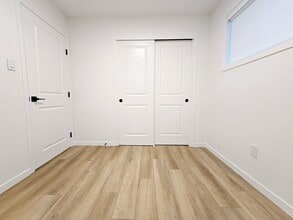 11642-11690 90 St NW in Edmonton, AB - Building Photo - Building Photo