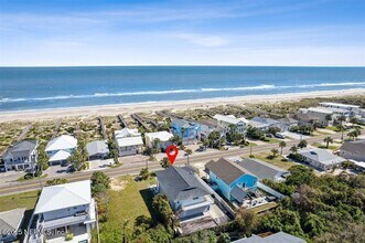 2337 S Fletcher Ave in Fernandina Beach, FL - Building Photo - Building Photo