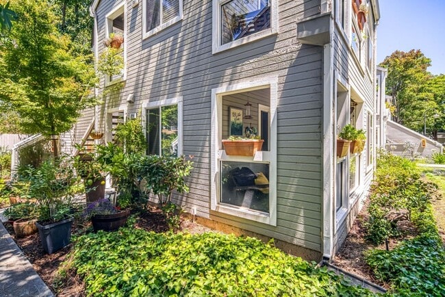 729 Port Walk Pl in Redwood City, CA - Building Photo - Building Photo
