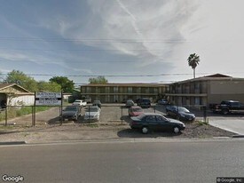 605 Bustamante St, Unit #1 in Laredo, TX - Building Photo