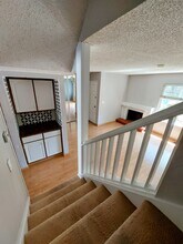 16 Moonbeam Dr in Mountain View, CA - Building Photo - Building Photo