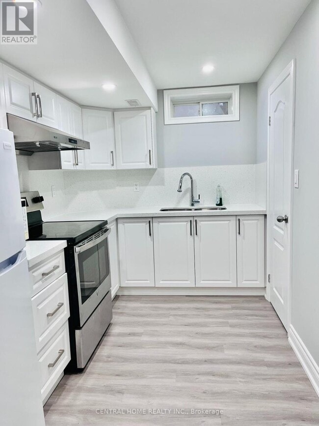 46 Briarfield Ave in East Gwillimbury, ON - Building Photo - Building Photo