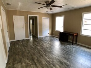109 E Bass St in Kissimmee, FL - Building Photo - Building Photo
