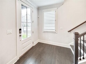 300 Meadow Mill Way in Woodstock, GA - Building Photo - Building Photo