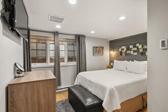 711 S Galena St in Aspen, CO - Building Photo - Building Photo