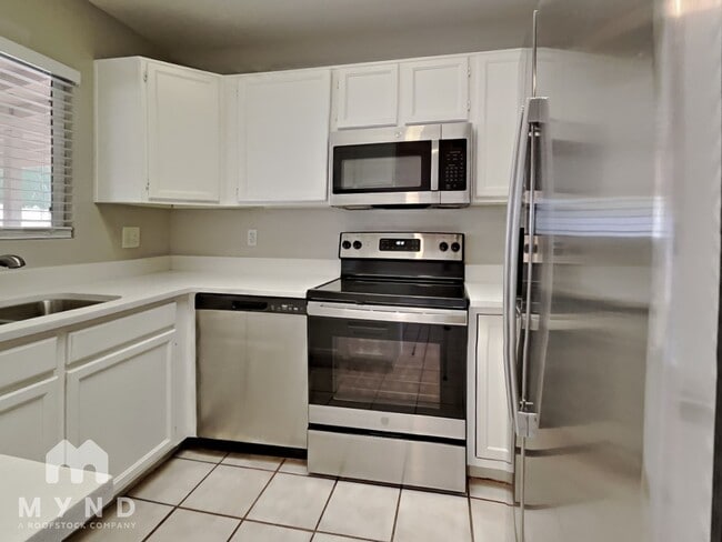 property at 11220 N 72nd Dr