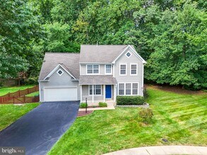 14504 Kestral Ct in Woodbridge, VA - Building Photo - Building Photo