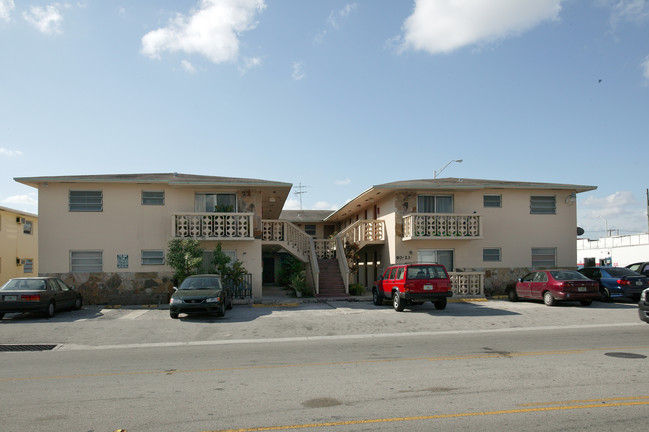 90 W 23rd St in Hialeah, FL - Building Photo - Building Photo