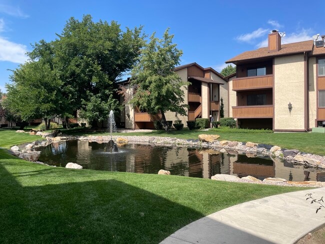 property at 6893 S Countrywoods Cir