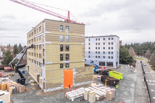 33844 King Rd in Abbotsford, BC - Building Photo
