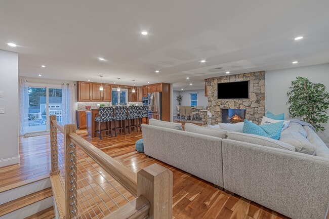 29 Warwick Way in Barnstable, MA - Building Photo - Building Photo