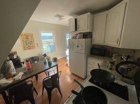 14 Fairmount St, Unit #14.5 Apartamentos