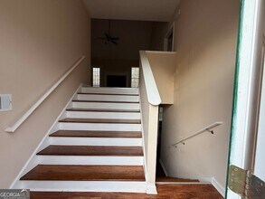 175 River N Ct in Covington, GA - Foto de edificio - Building Photo