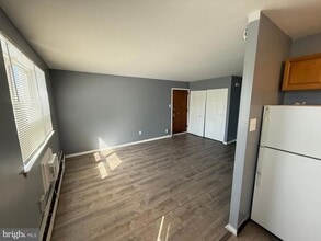 711 Ashland Ave, Unit 20 in Secane, PA - Building Photo - Building Photo