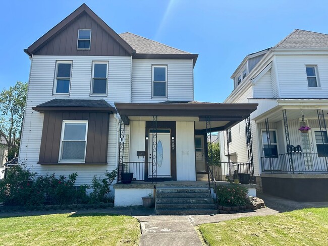 4532 Lafayette Ave in Cincinnati, OH - Building Photo - Building Photo