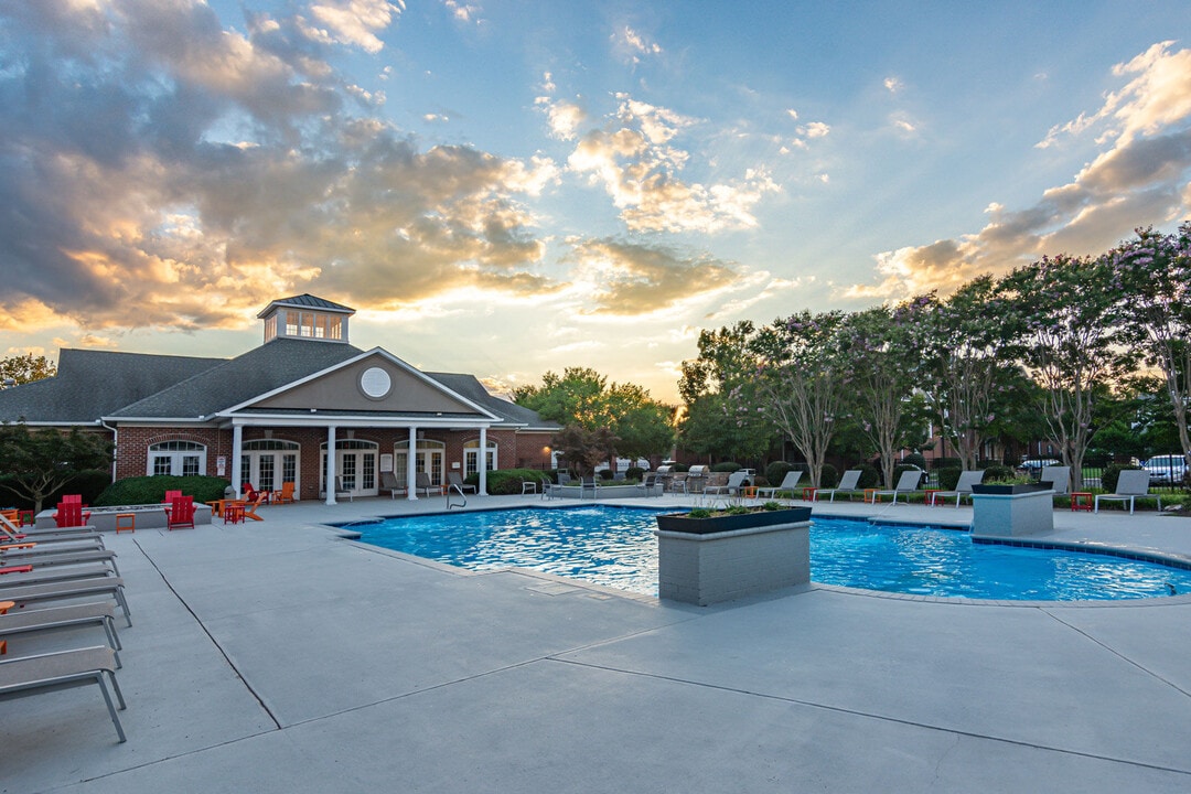 The Belvedere in North Chesterfield, VA - Foto de edificio