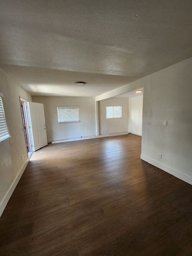 4711 Honduras St in Los Angeles, CA - Building Photo - Building Photo
