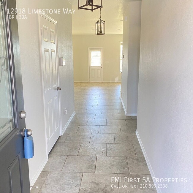 12918 Limestone Way in San Antonio, TX - Building Photo - Building Photo