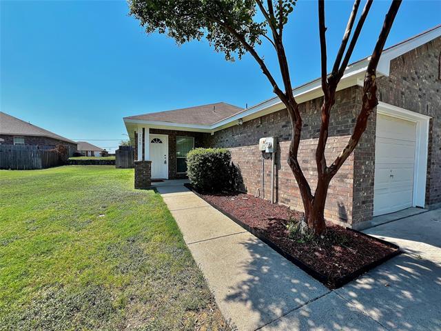 1709 Novella Ct in Fort Worth, TX - Building Photo - Building Photo