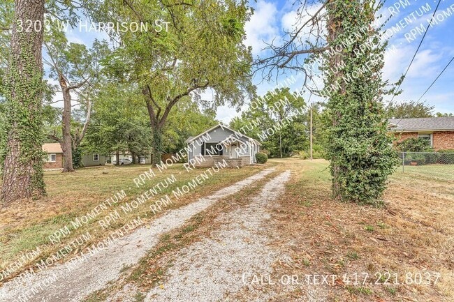 3203 W Harrison St in Springfield, MO - Building Photo - Building Photo