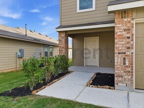 5106 Blind Shot in San Antonio, TX - Building Photo - Building Photo