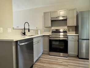 4218 Kaplan Dr in Raleigh, NC - Building Photo - Building Photo