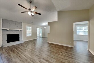 4019 River Rock Way in Woodstock, GA - Building Photo - Building Photo