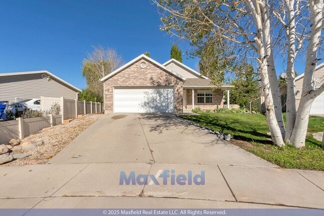 2431 N Cider Pl in Saratoga Springs, UT - Building Photo - Building Photo