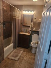 39 Pleasant St, Unit B22 in Northborough, MA - Foto de edificio - Building Photo
