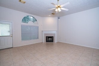 1626 Maryvale Dr in Katy, TX - Building Photo - Building Photo