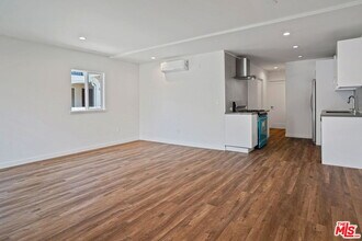 1166 Cochran Ave in Los Angeles, CA - Building Photo - Building Photo