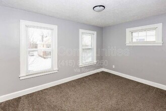 1561 E 204th St in Euclid, OH - Building Photo - Building Photo