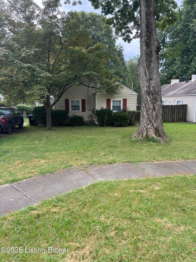2508 Hawthorne Ave in Louisville, KY - Building Photo - Building Photo