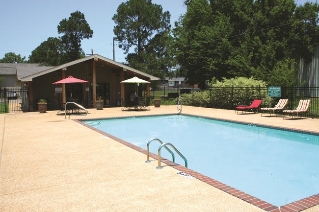 The Franklin Apartments in Columbus, MS - Foto de edificio - Building Photo