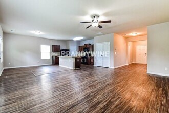 10946 Wheeler Trce in Hampton, GA - Foto de edificio - Building Photo