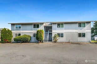 2302 I St NE, Unit 2 in Auburn, WA - Building Photo