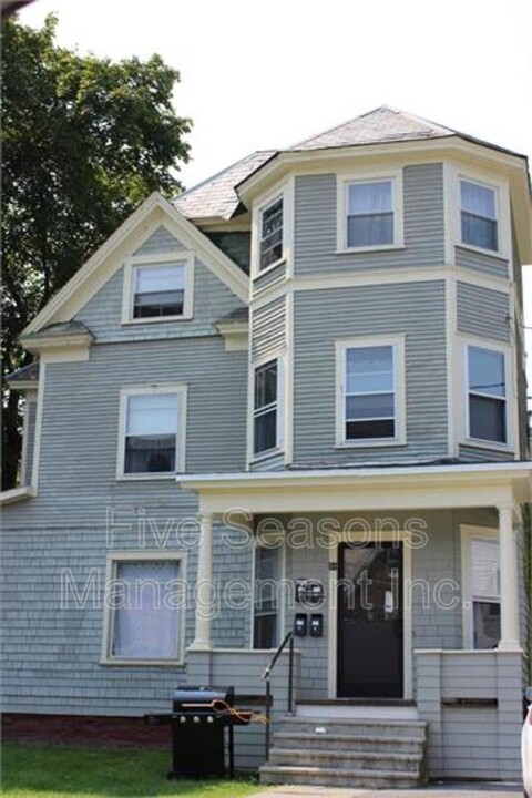 31 Hungerford Terrace in Burlington, VT - Building Photo