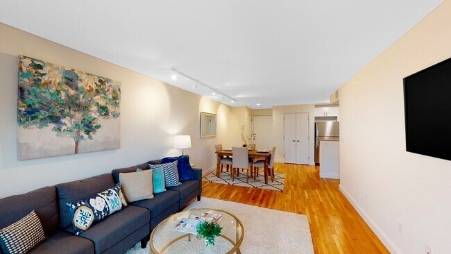 255 Beacon St in Somerville, MA - Building Photo - Building Photo
